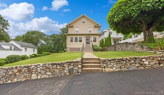 89 Kelsey St, Waterbury, CT 06706