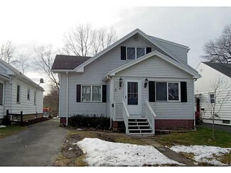 89 Eglantine Rd, Rochester, NY 14616