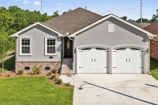 11220 N Forest Park Ct, New Orleans, LA 70128