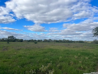 428 Horton Rd, Poteet, TX 78065