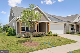 117 Nuthatch Dr, Lake Frederick, VA 22630