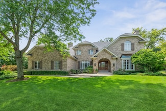 109 Oak Ridge Dr W, Burr Ridge, IL 60527