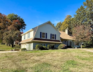 505 N Brunswick Ave, Marshall, MO 65340