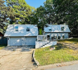 1209 E Twin Lakes Dr, Little Rock, AR 72205