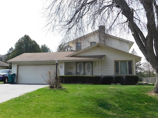 W174N9459 Devonwood Rd, Menomonee Falls, WI 53051