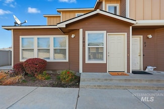 11026 W Garverdale Ln Unit 101, Boise, ID 83713