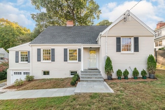 40 Indian Field Rd, Greenwich, CT 06830