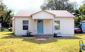1009 S 45th St, Temple, TX 76504