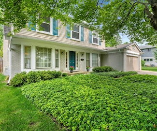 3204 Farmbrook Ct, Ann Arbor, MI 48108