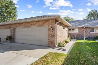 1939 Kamille Ct, Waterloo, IA 50701