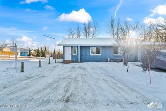 3370 Travis Ln, Anchorage, AK 99507