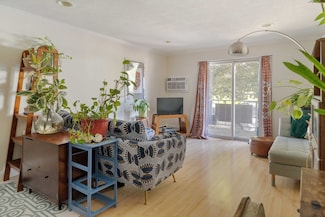 70 Warren Ave Unit 2-6, Chelsea, MA 02150