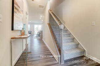 6329 Mallow Crossing Ln, Charlotte, NC 28213