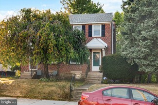544 Overlook Rd, Philadelphia, PA 19128