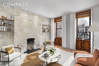 218 E 82nd St Unit 4FW, New York, NY 10028