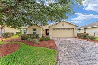 5072 Neptune Cir, Oxford, FL 34484
