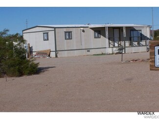 28482 Stagecoach Rd, Bouse, AZ 85325
