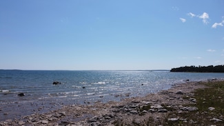 312 Pontchartrain Trail, Hessel, MI 49745