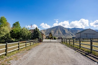 3102 N Bronzewood Cir, Tooele, UT 84074
