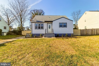 12 Cloverdale Rd, Blackwood, NJ 08012