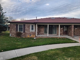 14870 Melrose Ct Unit 61, Shelby Township, MI 48315