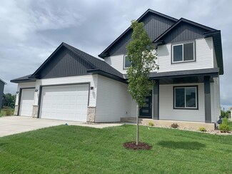5323 177th St W, Lakeville, MN 55044