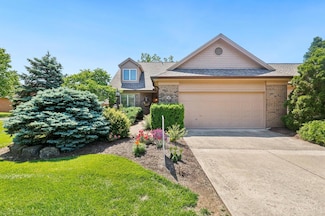 70 Pond Run Cir, Hamilton, OH 45013