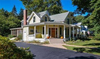 16 Pleasant St, Wayland, MA 01778