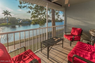 800 New Waterford Dr Unit 201, Naples, FL 34104