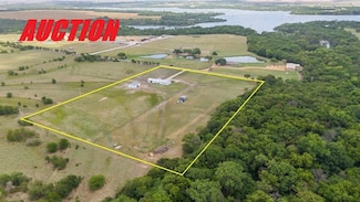 1195 Buck Creek Rd, Tioga, TX 76271
