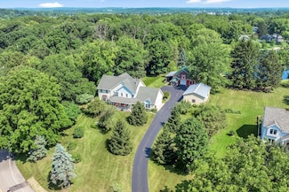 28700 E River Bay Dr, Waterford, WI 53185