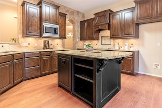 5905 Meadowcrest Ln, Sachse, TX 75048