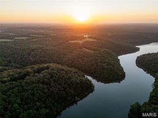 22 Sunset Ct, Defiance, MO 63341