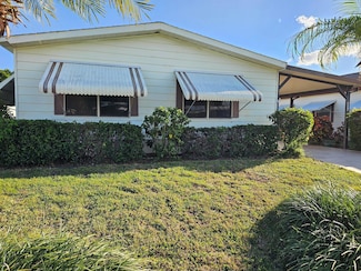 6978 SE Delegate St, Hobe Sound, FL 33455