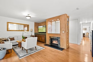 43 Pearce Mitchell Place, Stanford, CA 94305