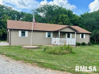 1211 N 1600 Rd E, Taylorville, IL 62568