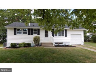 595 College Blvd, Wenonah, NJ 08090