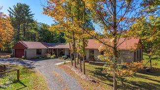 37 Swift Rd, Voorheesville, NY 12186