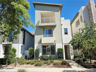 132 Modjeska, Irvine, CA 92618