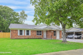 307 East Dr, New Iberia, LA 70563