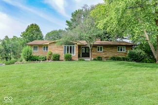 138 Plaza Chica St, Greenwood, IN 46143