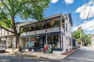 14 Church St, Lambertville, NJ 08530