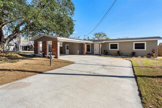 201 Edgewater Dr, Saint Cloud, FL 34769