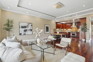 212 Sweeny St, San Francisco, CA 94134