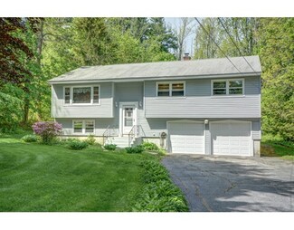 58 Maple St, West Boylston, MA 01583