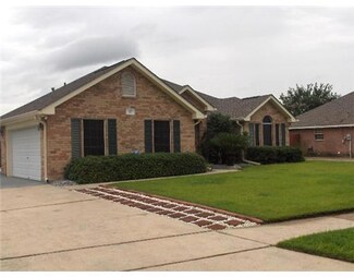 43 Ridgewood Dr, La Place, LA 70068