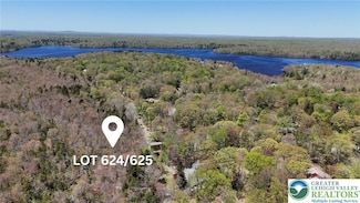 624 Laurel Rd, Pocono Summit, PA 18346