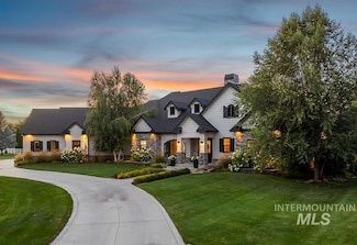 2452 W Champagne Dr, Eagle, ID 83616