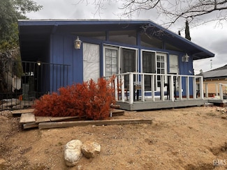 511 Harding Ave, Taft, CA 93268
