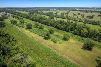 200 River Park Dr, Hahnville, LA 70057